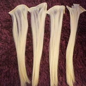 Sally's 14 inch Blonde extensions